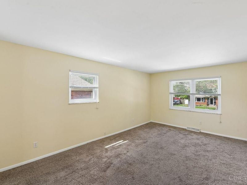 10660 Bridlepath Lane, Sharonville, OH 45241 Photo 5