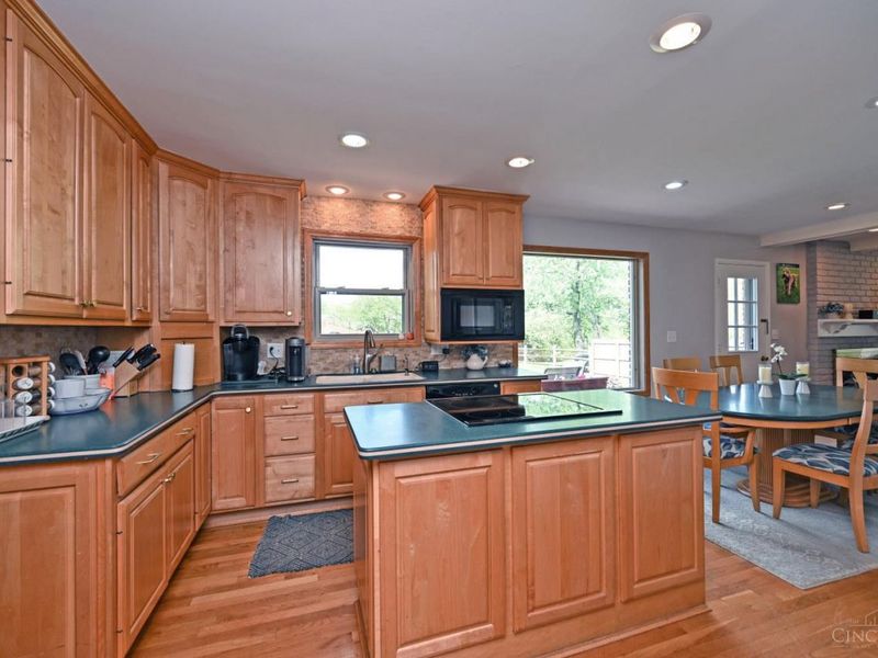 5372 Ivybrook Court, Sycamore Township, OH 45236 Photo 14