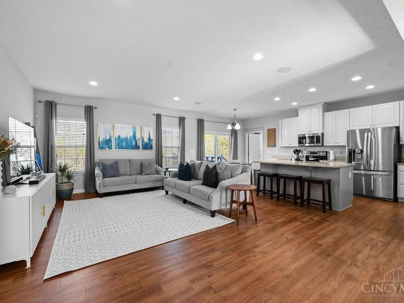 8029 Valley Crossing Drive, Colerain Township, OH 45247 Photo 11