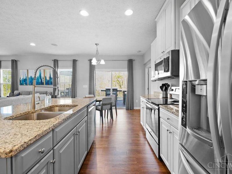 8029 Valley Crossing Drive, Colerain Township, OH 45247 Photo 17