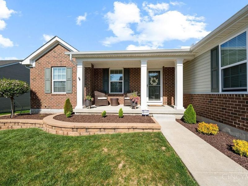 8029 Valley Crossing Drive, Colerain Township, OH 45247 Photo 2