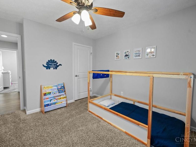 8029 Valley Crossing Drive, Colerain Township, OH 45247 Photo 32