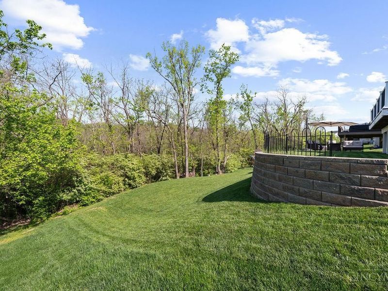 8029 Valley Crossing Drive, Colerain Township, OH 45247 Photo 52