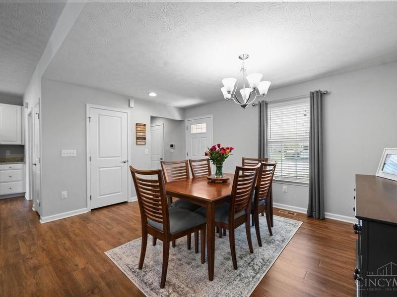 8029 Valley Crossing Drive, Colerain Township, OH 45247 Photo 9