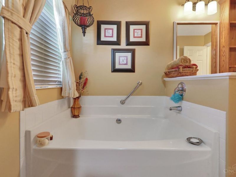 5622 Safari Drive, Liberty Township, OH 45044 Photo 17