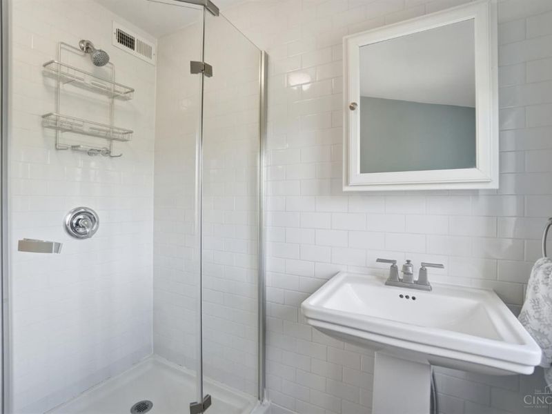 3706 Broadview Drive, Cincinnati, OH 45208 Photo 67