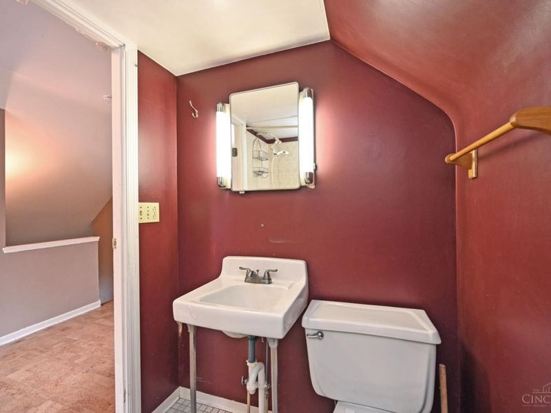 1845 Hanfield Street, Cincinnati, OH 45223 Photo 48