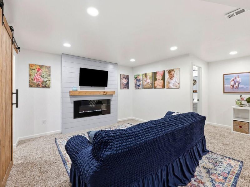 6017 Turning Leaf Way, Hamilton Twp, OH 45039 Photo 24