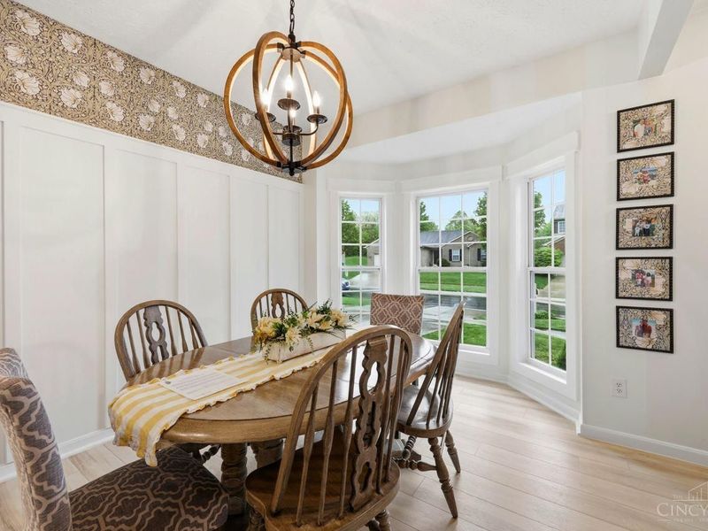 6017 Turning Leaf Way, Hamilton Twp, OH 45039 Photo 3