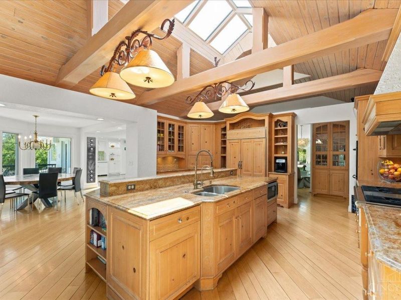 6220 Hawk Ridge Lane, Indian Hill, OH 45243 Photo 10