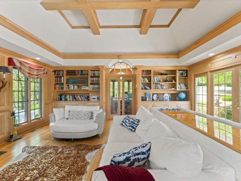 6220 Hawk Ridge Lane, Indian Hill, OH 45243 Photo 30