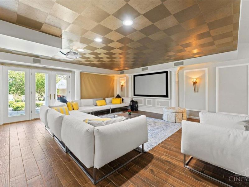 6220 Hawk Ridge Lane, Indian Hill, OH 45243 Photo 32