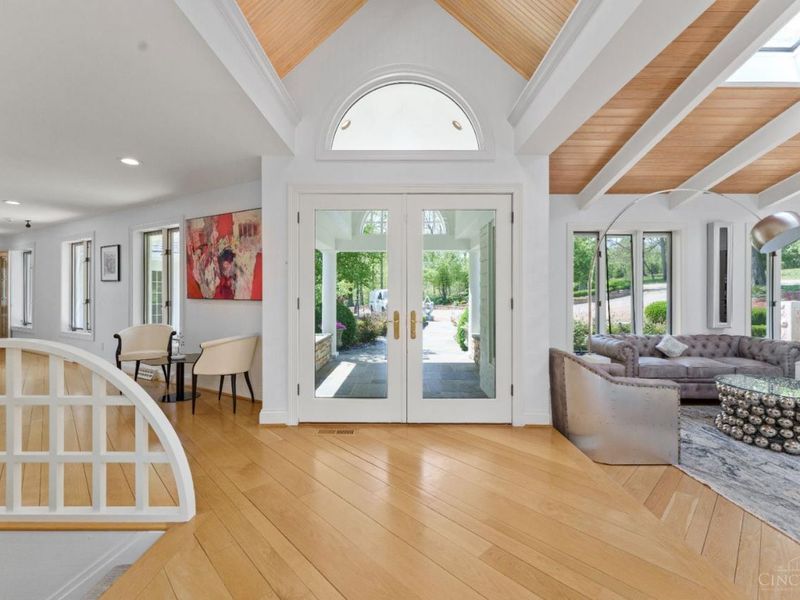 6220 Hawk Ridge Lane, Indian Hill, OH 45243 Photo 5