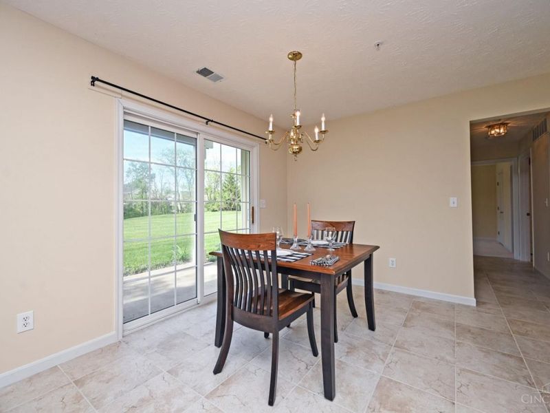 2031 Commons Circle Drive, Batavia Twp, OH 45103 Photo 10