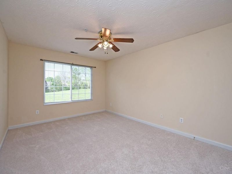 2031 Commons Circle Drive, Batavia Twp, OH 45103 Photo 17