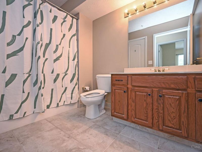 2031 Commons Circle Drive, Batavia Twp, OH 45103 Photo 21