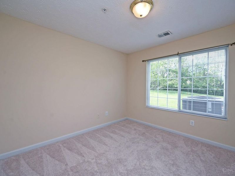 2031 Commons Circle Drive, Batavia Twp, OH 45103 Photo 24