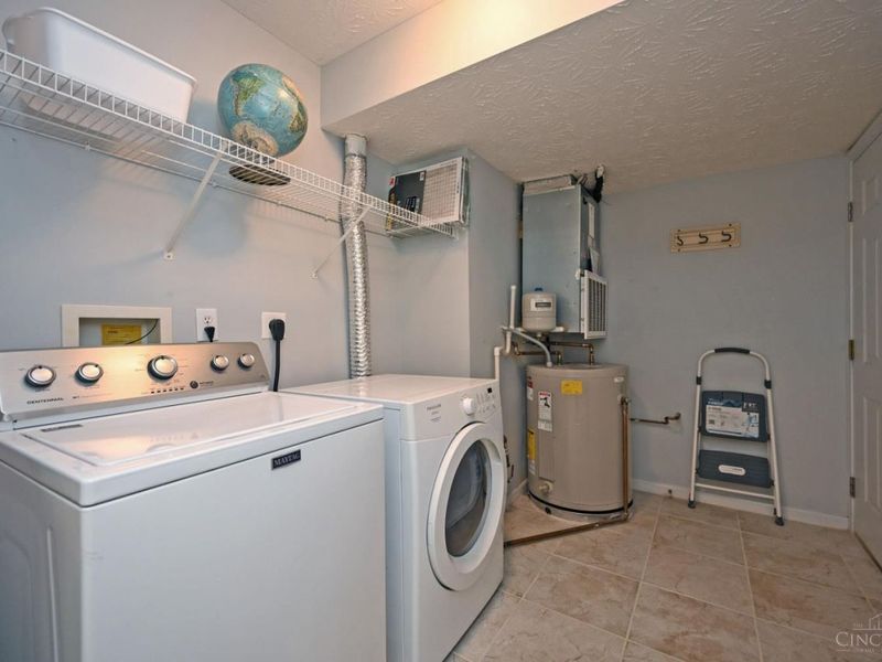 2031 Commons Circle Drive, Batavia Twp, OH 45103 Photo 25