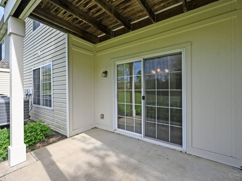 2031 Commons Circle Drive, Batavia Twp, OH 45103 Photo 29