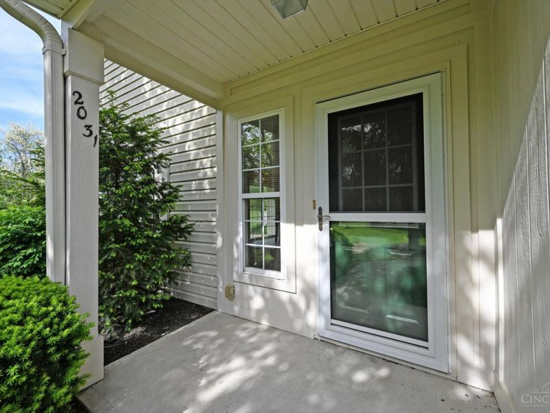 2031 Commons Circle Drive, Batavia Twp, OH 45103 Photo 4