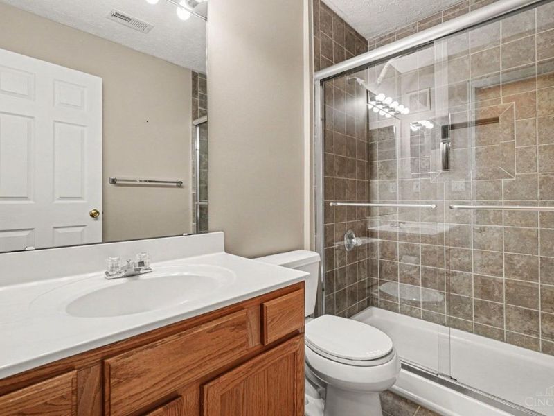 8517 Breezewood Court, Unit 101, West Chester, OH 45069 Photo 17