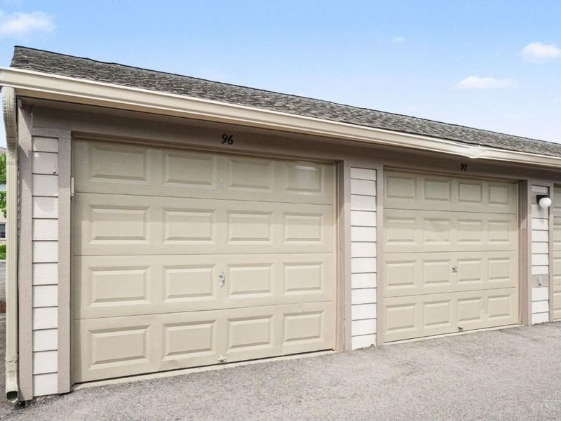 8517 Breezewood Court, Unit 101, West Chester, OH 45069 Photo 21