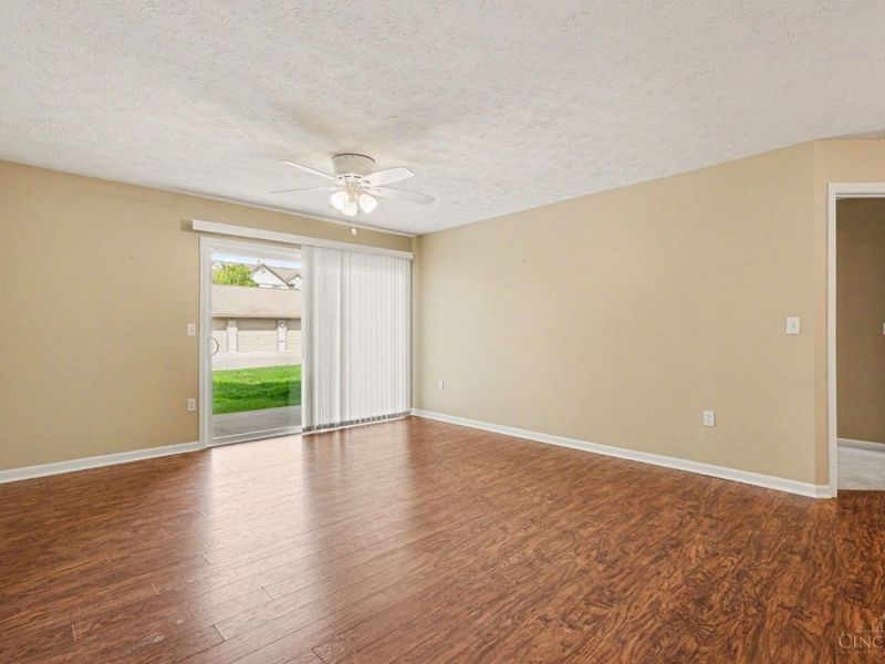 8517 Breezewood Court, Unit 101, West Chester, OH 45069 Photo 4