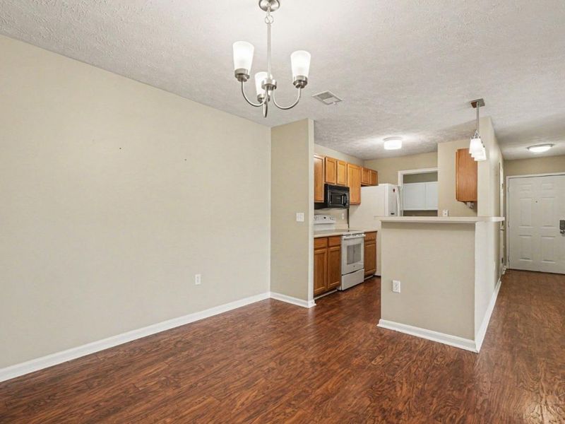 8517 Breezewood Court, Unit 101, West Chester, OH 45069 Photo 6