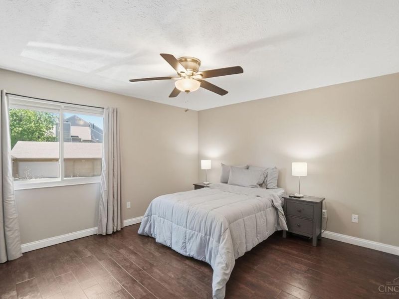 9338 Hunters Creek Drive, Blue Ash, OH 45242 Photo 21