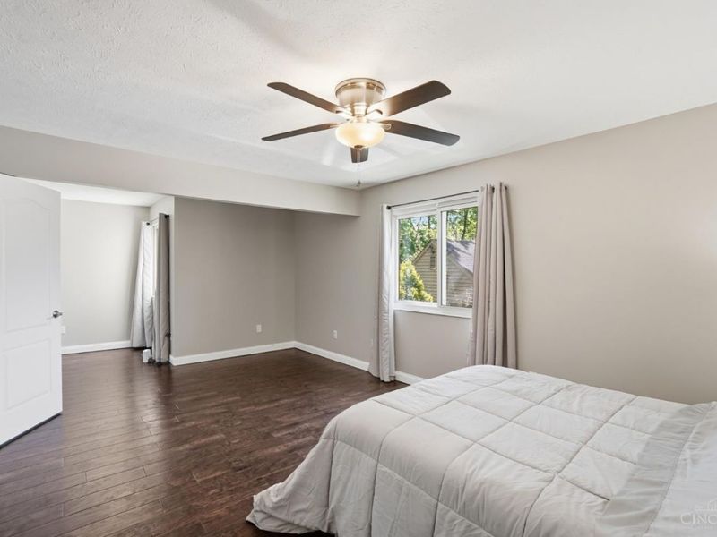 9338 Hunters Creek Drive, Blue Ash, OH 45242 Photo 23