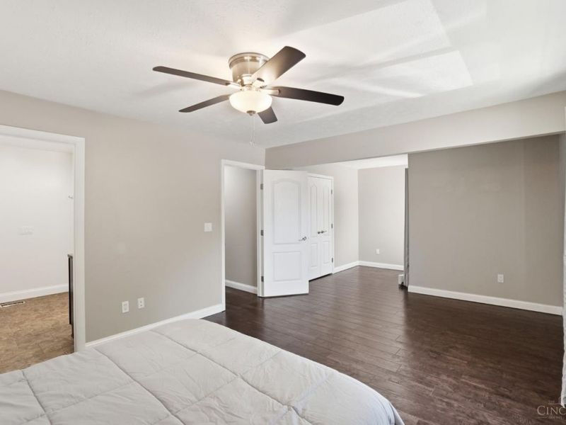 9338 Hunters Creek Drive, Blue Ash, OH 45242 Photo 24