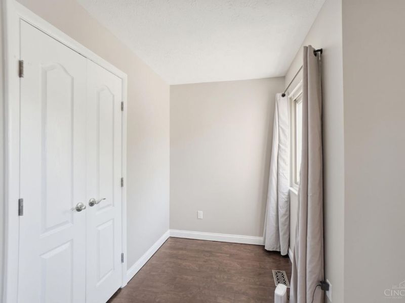 9338 Hunters Creek Drive, Blue Ash, OH 45242 Photo 25