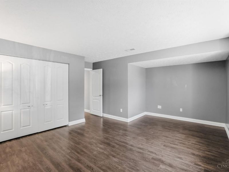 9338 Hunters Creek Drive, Blue Ash, OH 45242 Photo 38