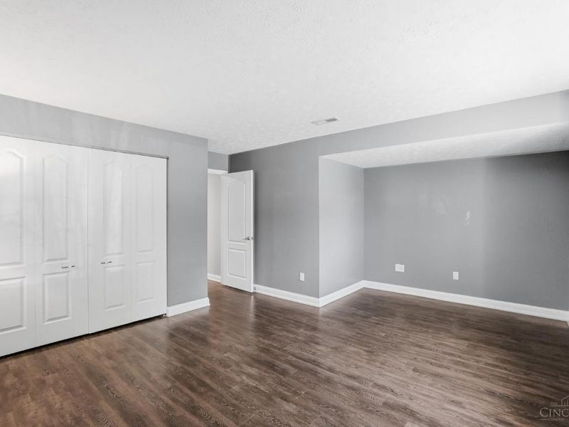 9338 Hunters Creek Drive, Blue Ash, OH 45242 Photo 40