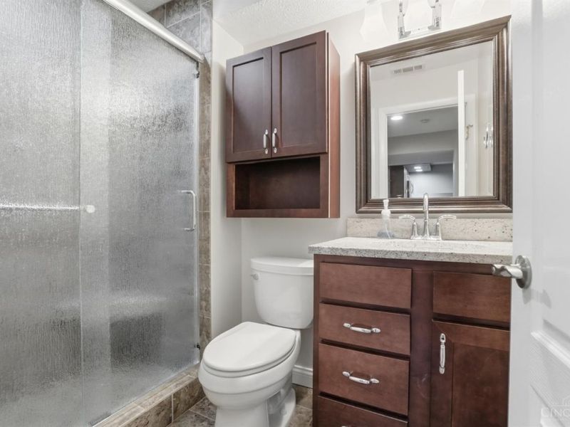 9338 Hunters Creek Drive, Blue Ash, OH 45242 Photo 41