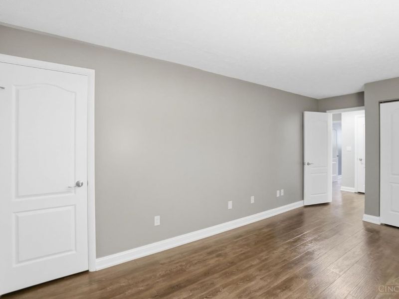 9338 Hunters Creek Drive, Blue Ash, OH 45242 Photo 44