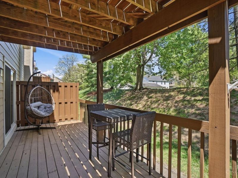 9338 Hunters Creek Drive, Blue Ash, OH 45242 Photo 47