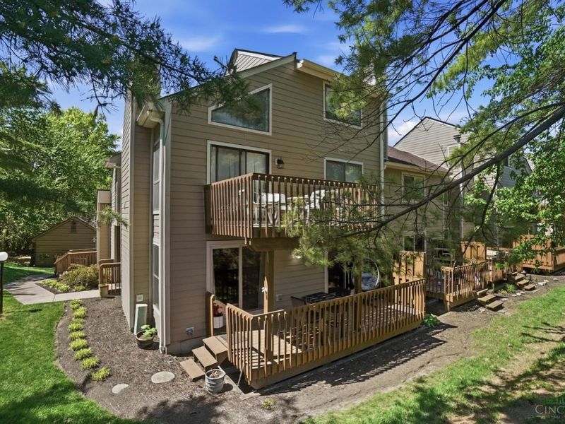 9338 Hunters Creek Drive, Blue Ash, OH 45242 Photo 50