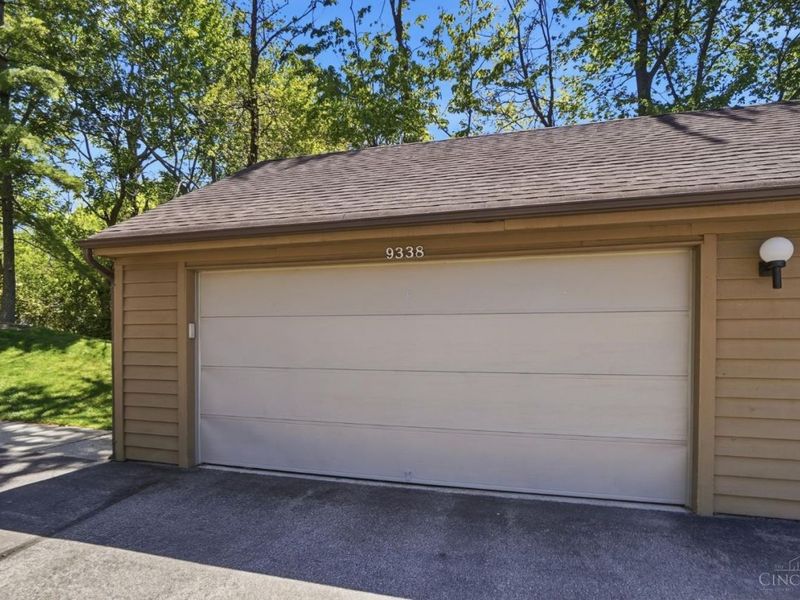 9338 Hunters Creek Drive, Blue Ash, OH 45242 Photo 51