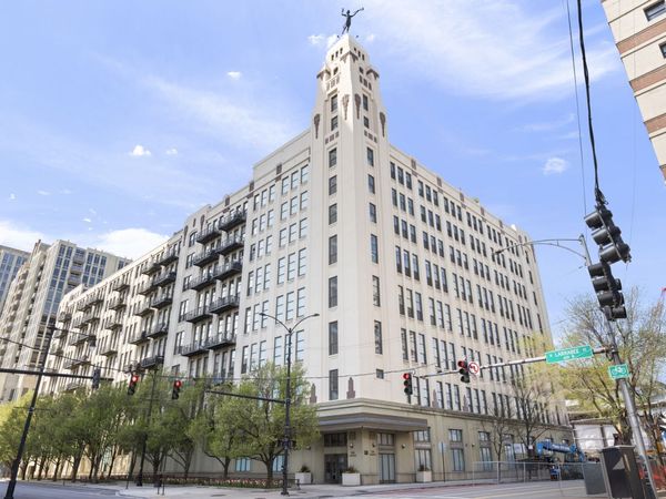 758 N Larrabee Street , Unit 310, Chicago, IL 60654