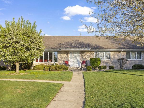 17709 Pennsylvania Court , Orland Park, IL 60467