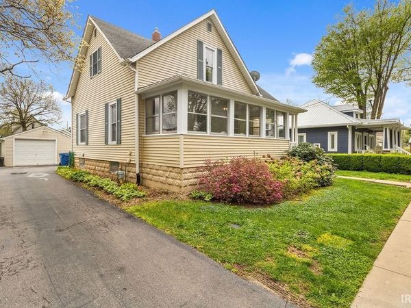 209 E Hawkins Court, Culver, IN 46511