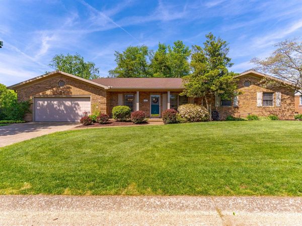 5497 E Sherwood Drive, Newburgh, IN 47630