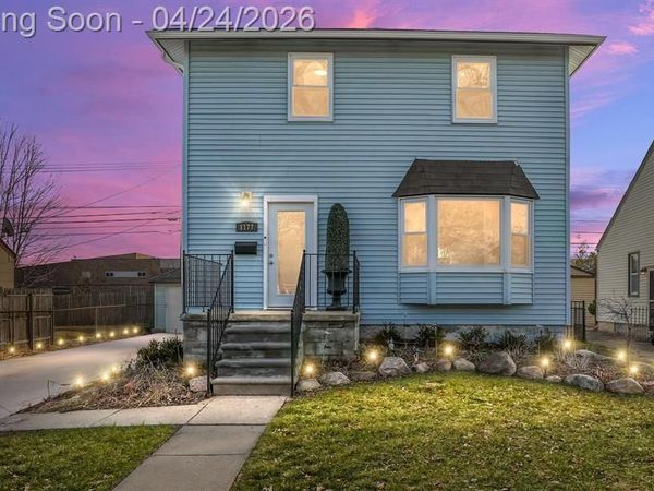 1177 W Marshall Street, Ferndale, MI 48220