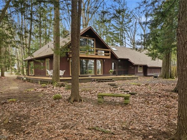 4706 Diane Drive , Ashtabula, OH 44004