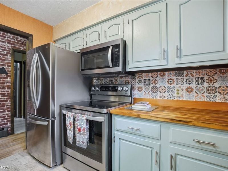 4706 Diane Drive , Ashtabula, OH 44004 Photo 8