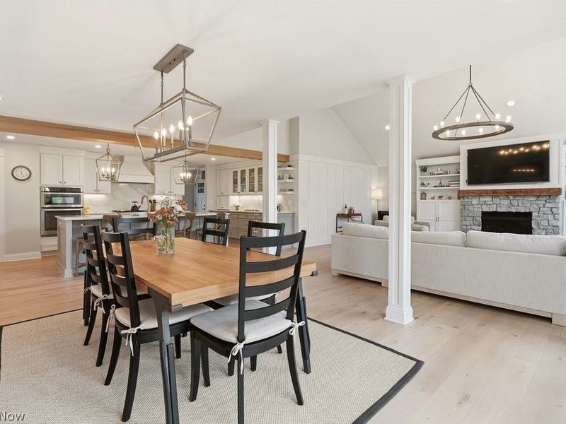 29126 Shaker Boulevard , Cleveland, OH 44124 Photo 12