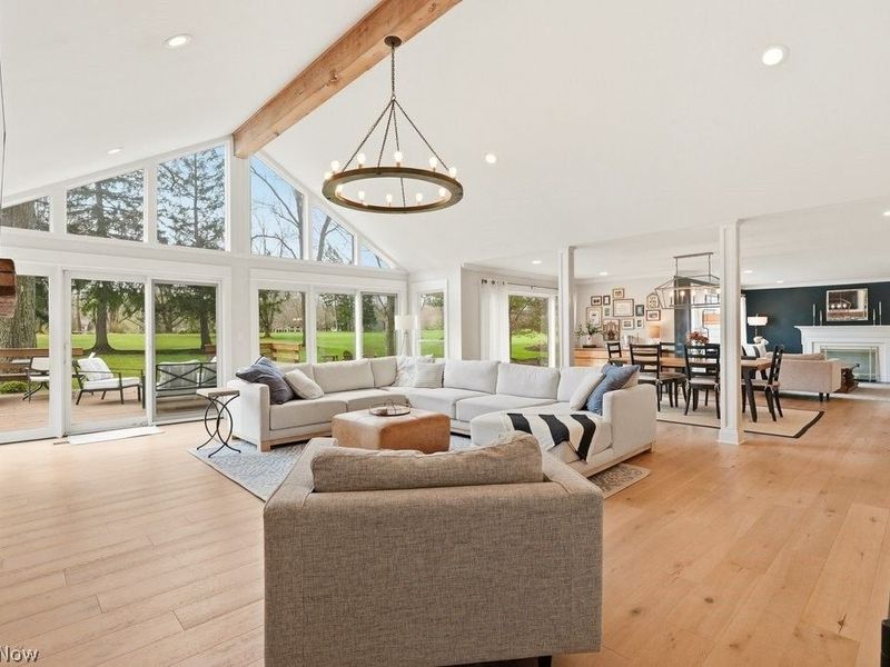 29126 Shaker Boulevard , Cleveland, OH 44124 Photo 21