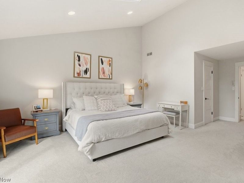 29126 Shaker Boulevard , Cleveland, OH 44124 Photo 23