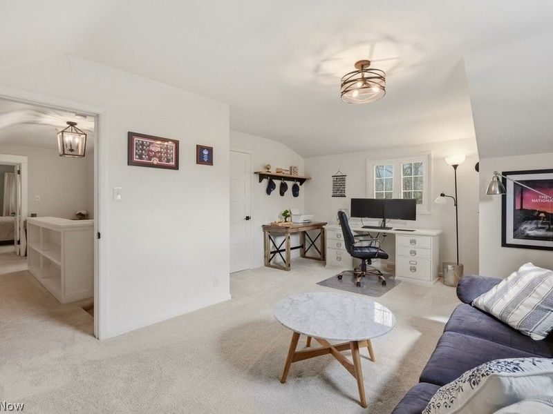 29126 Shaker Boulevard , Cleveland, OH 44124 Photo 31